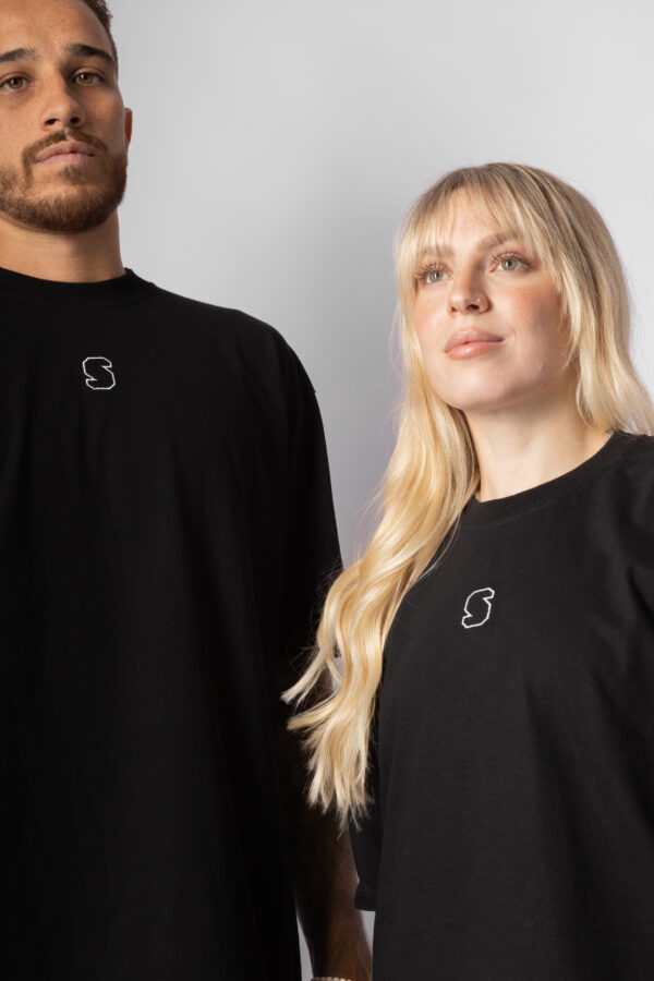 T-Shirt "S" bordado - Image 4